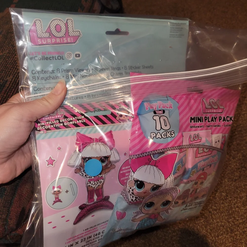 L.O.L. Surprise! Party Favor Set